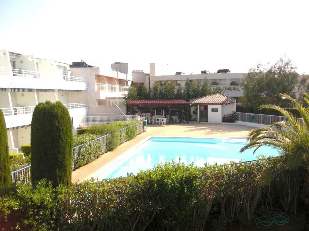 Agreable Appartement 4 Personnes A Villeneuve-Loubet Plage, Piscine, Mer, Commerces A Proximite Exterior foto